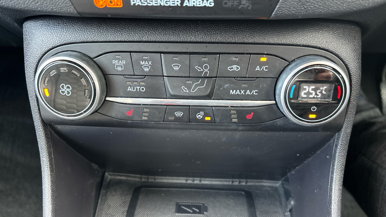 Ford Fiesta 1.0 EcoBoost Hybrid mHEV 125 Vignale Edition 5dr Petrol Hatchback